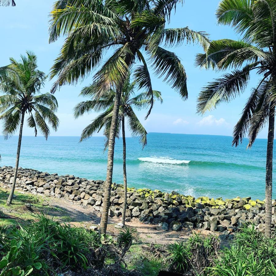 Royal Kazbay Beach Resort Varkala Extérieur photo